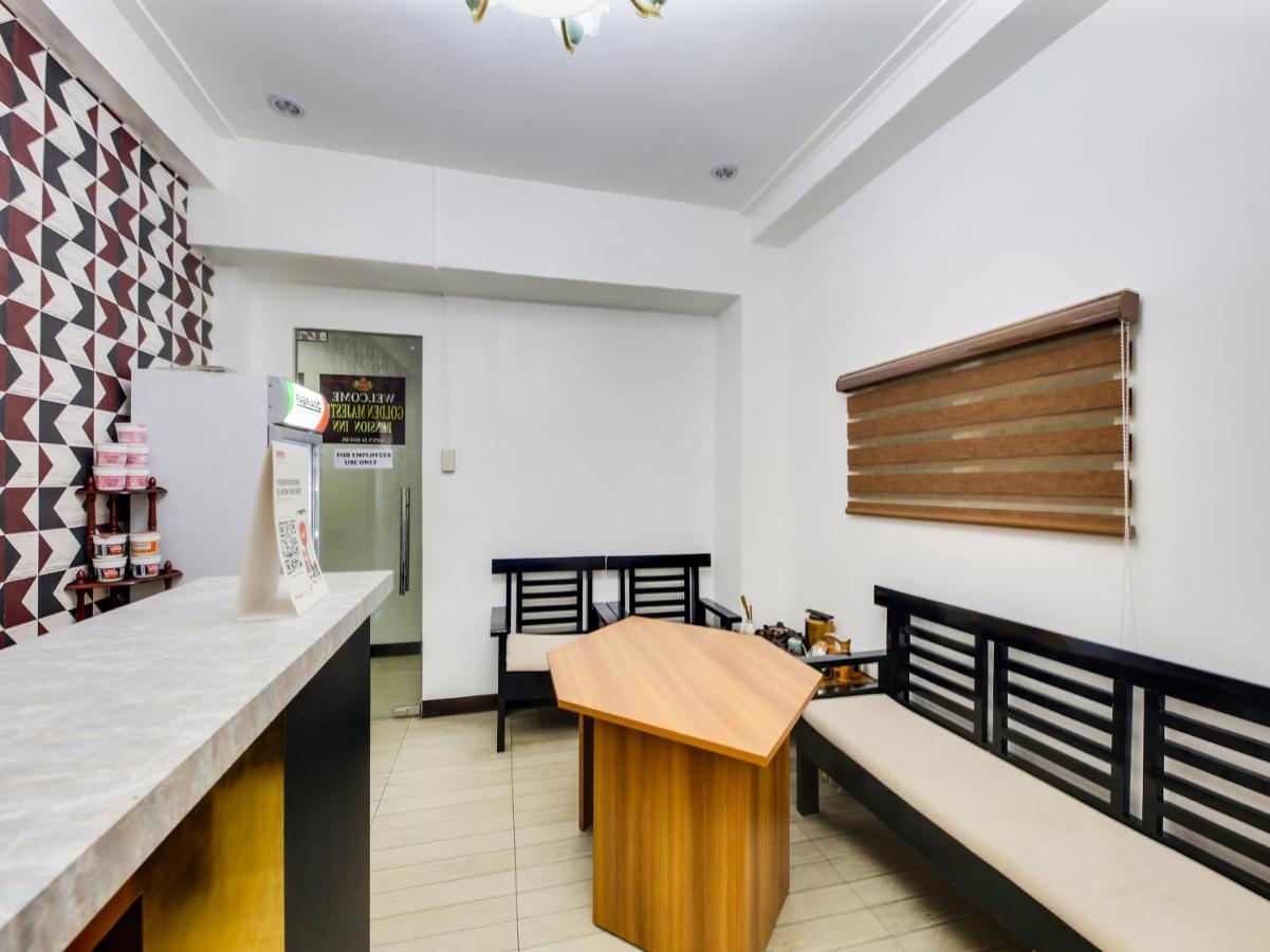 מנילה Oyo 895 Golden Majestic Pension Inn מראה חיצוני תמונה